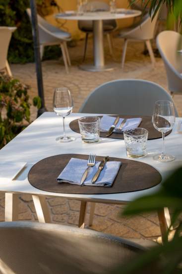 Le Rabelais · Restaurant Saint-Chamas, en Provence